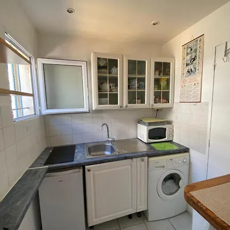 Level 4 Apartment