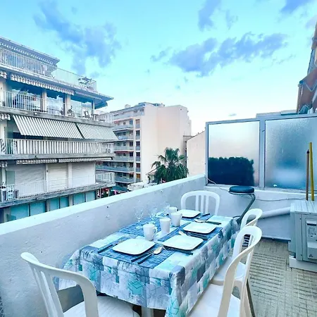 Level 4 Apartment